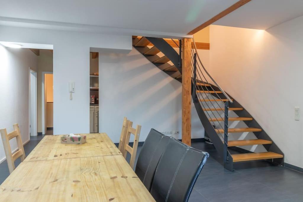 Wörrstadt Maisonette-Wohnung Mit 5 Schlafzimmern מראה חיצוני תמונה