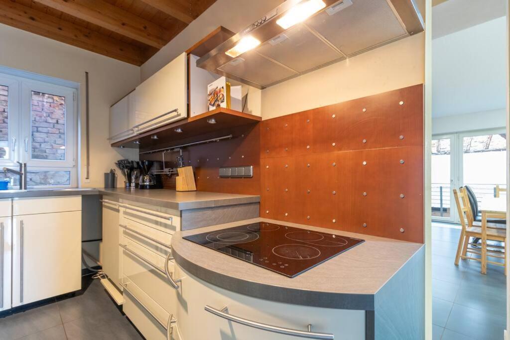 Wörrstadt Maisonette-Wohnung Mit 5 Schlafzimmern מראה חיצוני תמונה
